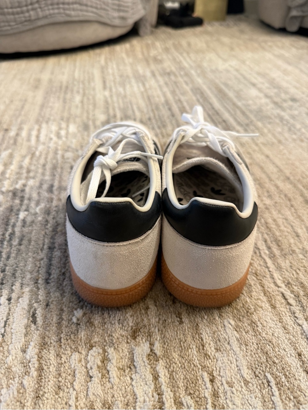 adidas Women’s White Suede Sneakers with Black Stripes and Gum Sole - Picture 3 of 7